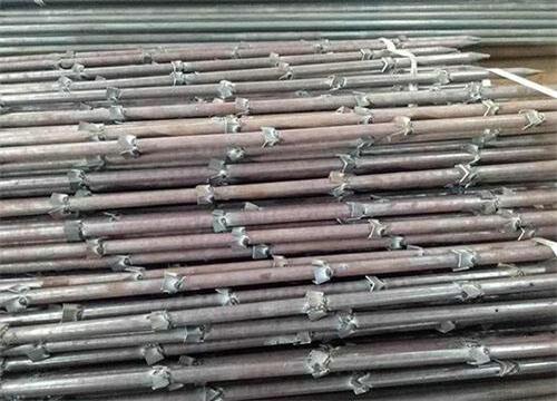 盐津隧道钢花管